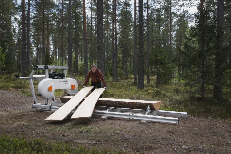 B701_FORREST_5.jpg