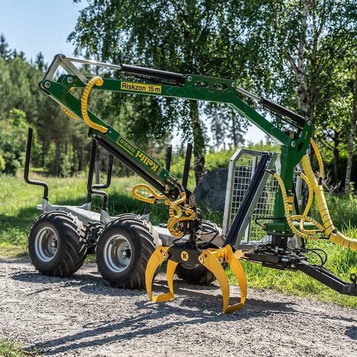 21-SV30 21-KG09 Skogsvagn ATV Gripklo 02.jpeg